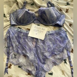 Savage X Fenty two piece lacy set size XL